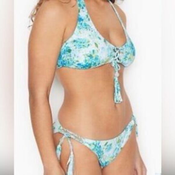 Victoria’s Secret Floral Bikini Size XS - Picture 1 of 8